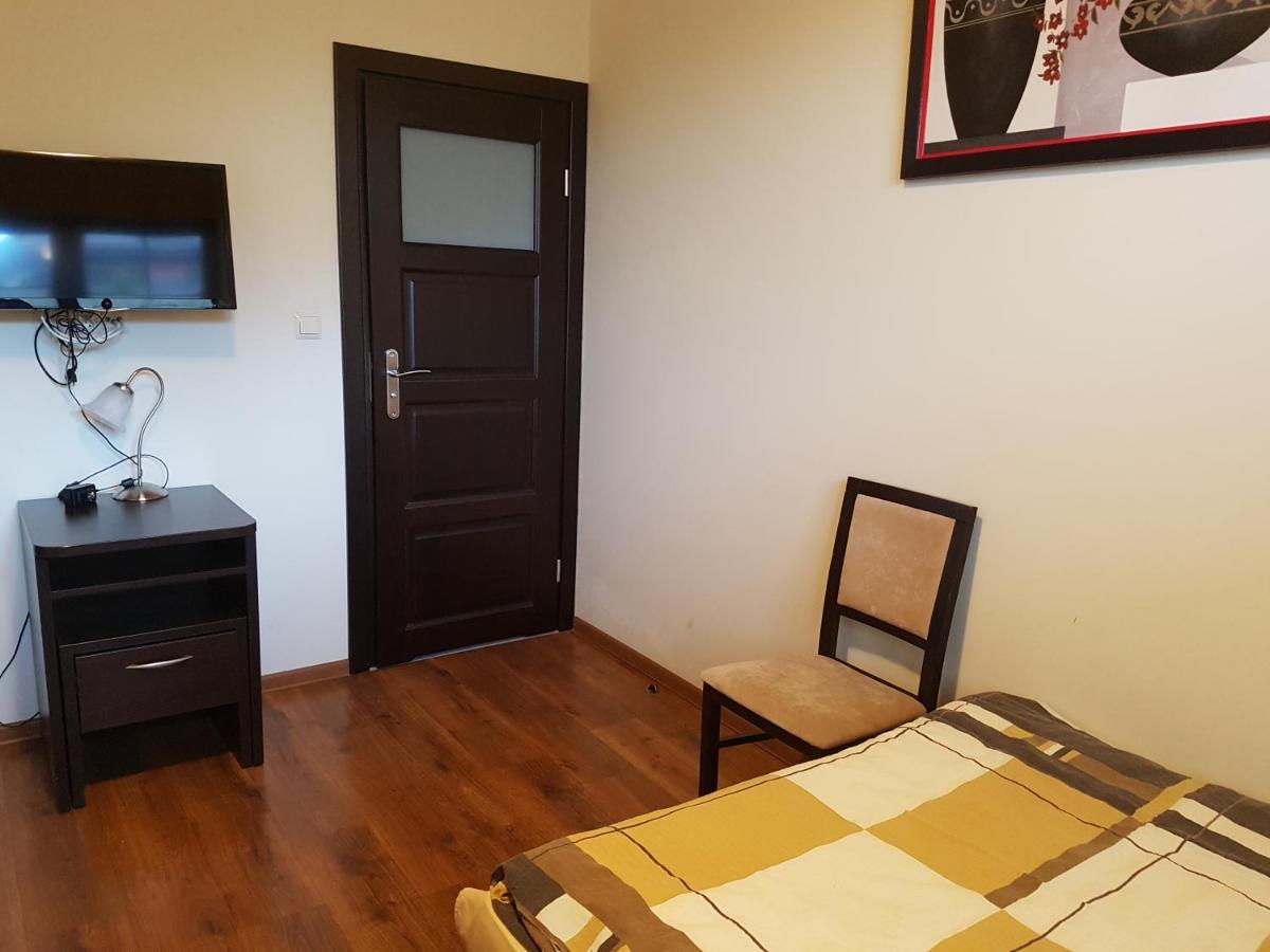 Villarenoma Nadarzyn Dış mekan fotoğraf