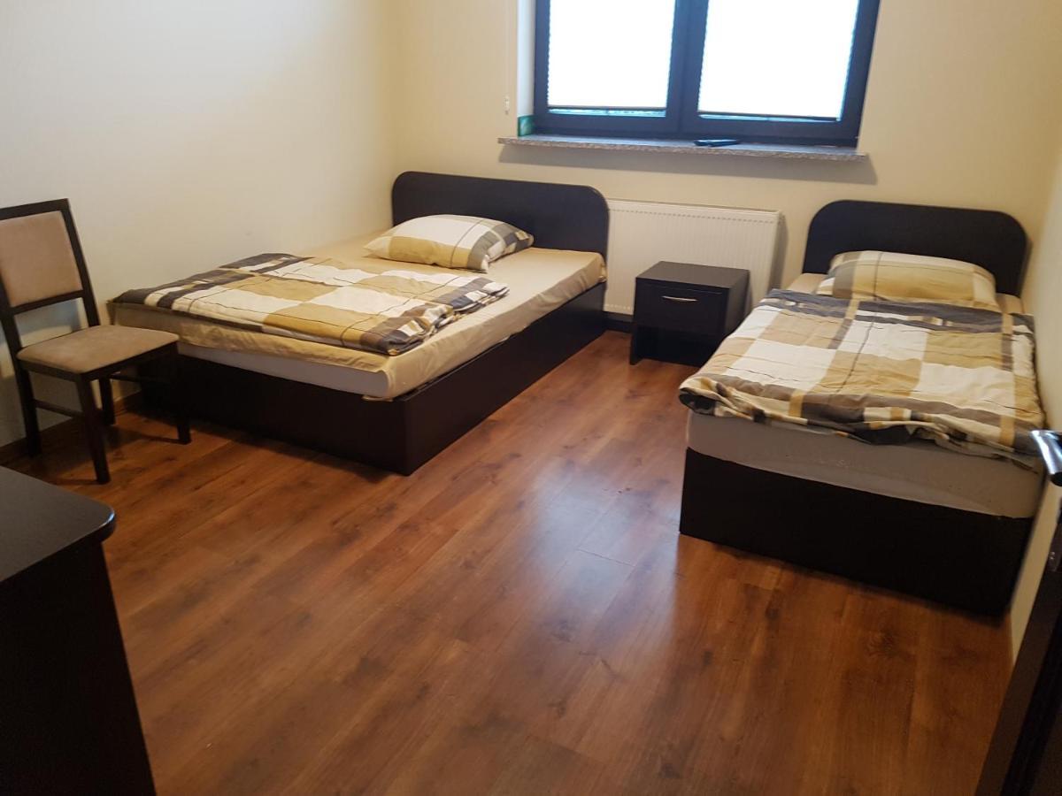 Villarenoma Nadarzyn Dış mekan fotoğraf